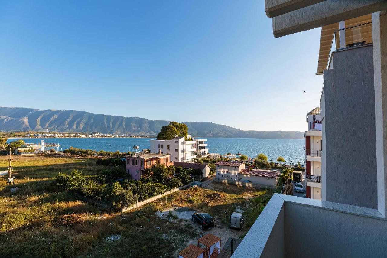 Vogue Boutique Hotel Vlorë エクステリア 写真