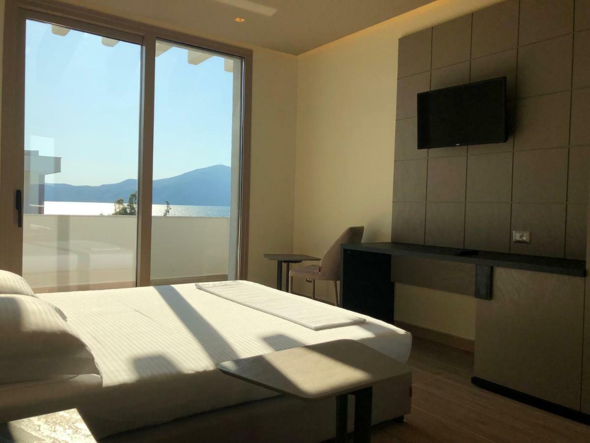 Vogue Boutique Hotel Vlorë エクステリア 写真